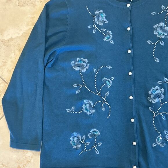 Dress Barn Vintage Embellished Studded Cardigan Sweater Blue Flowers Size 18/20 - Picture 6 of 8